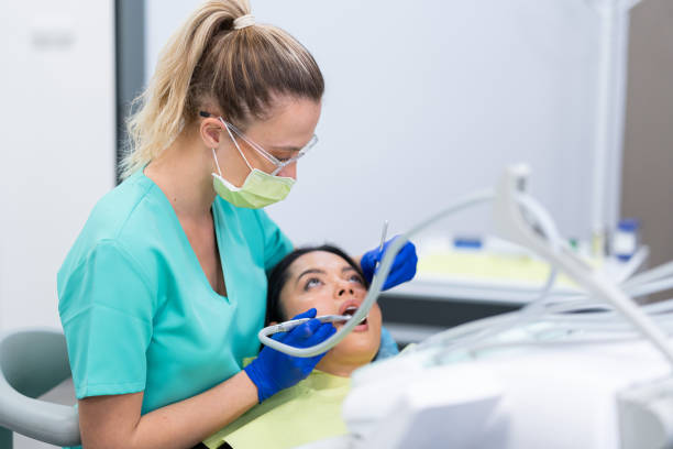Best Emergency Treatment for Toothache in Summitville, IN